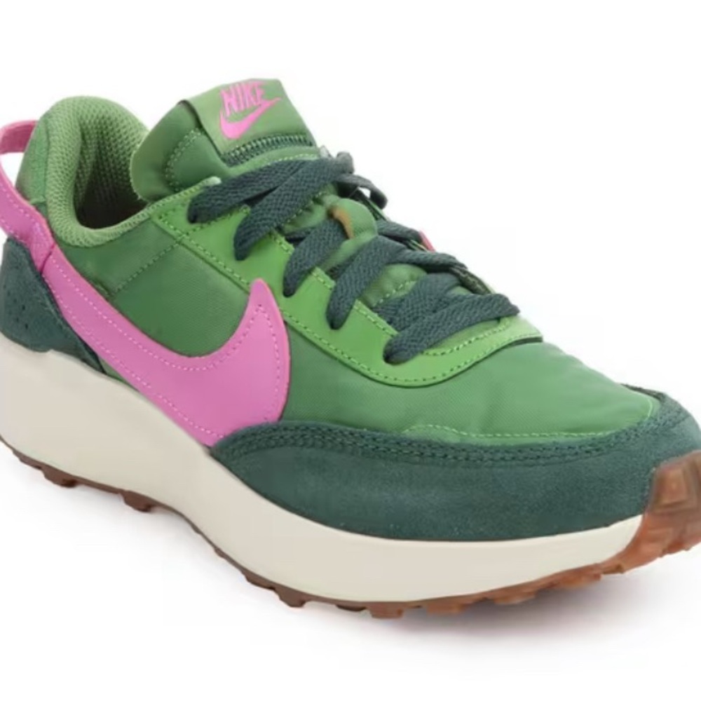 Green and Pink WOMEN'S NIKE WAFFLE DEBUT SNEAKERS sz 9